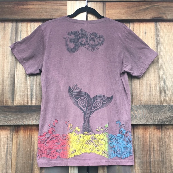 3/$20 Babu Ocean of Life Graphic T - Picture 3 of 8